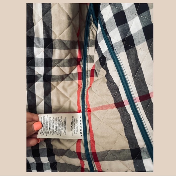 Burberry Teal Quilted Puffer Jacket - Picture 10 of 10